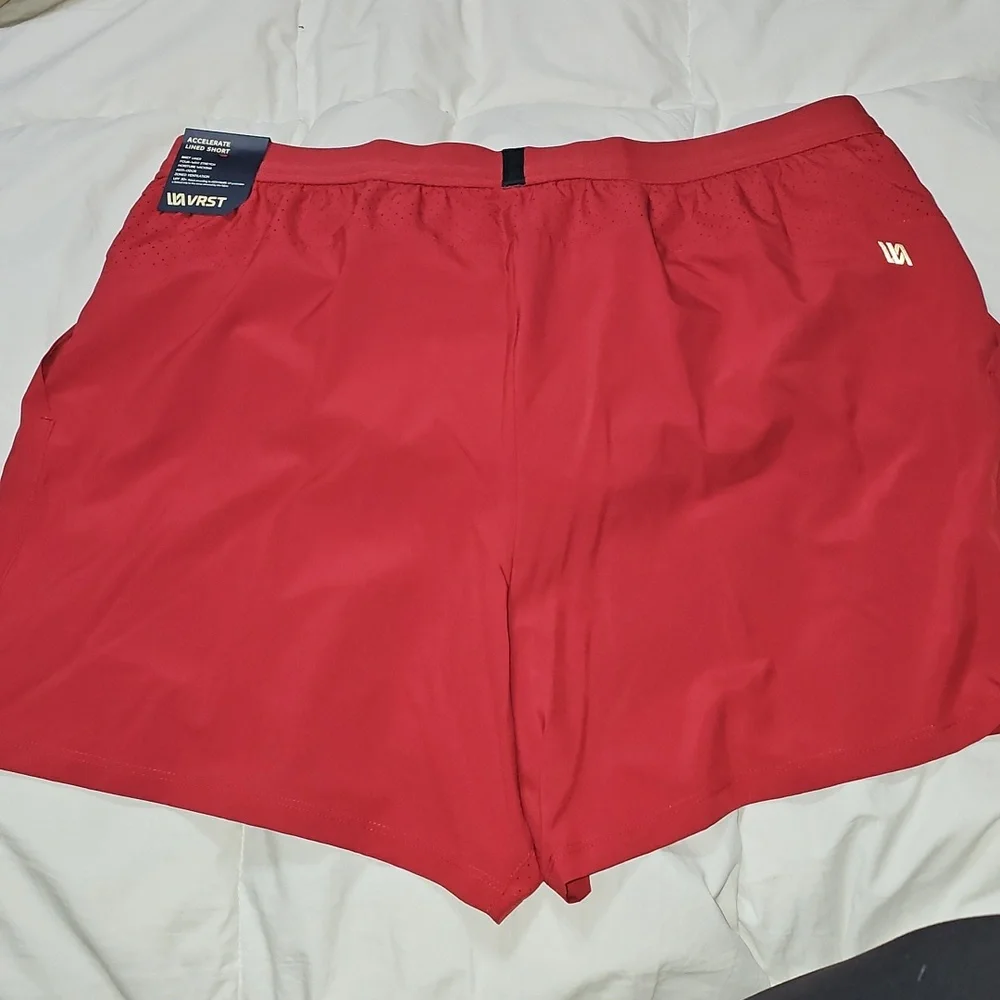 VRST Nwts Mens Sz Large 5